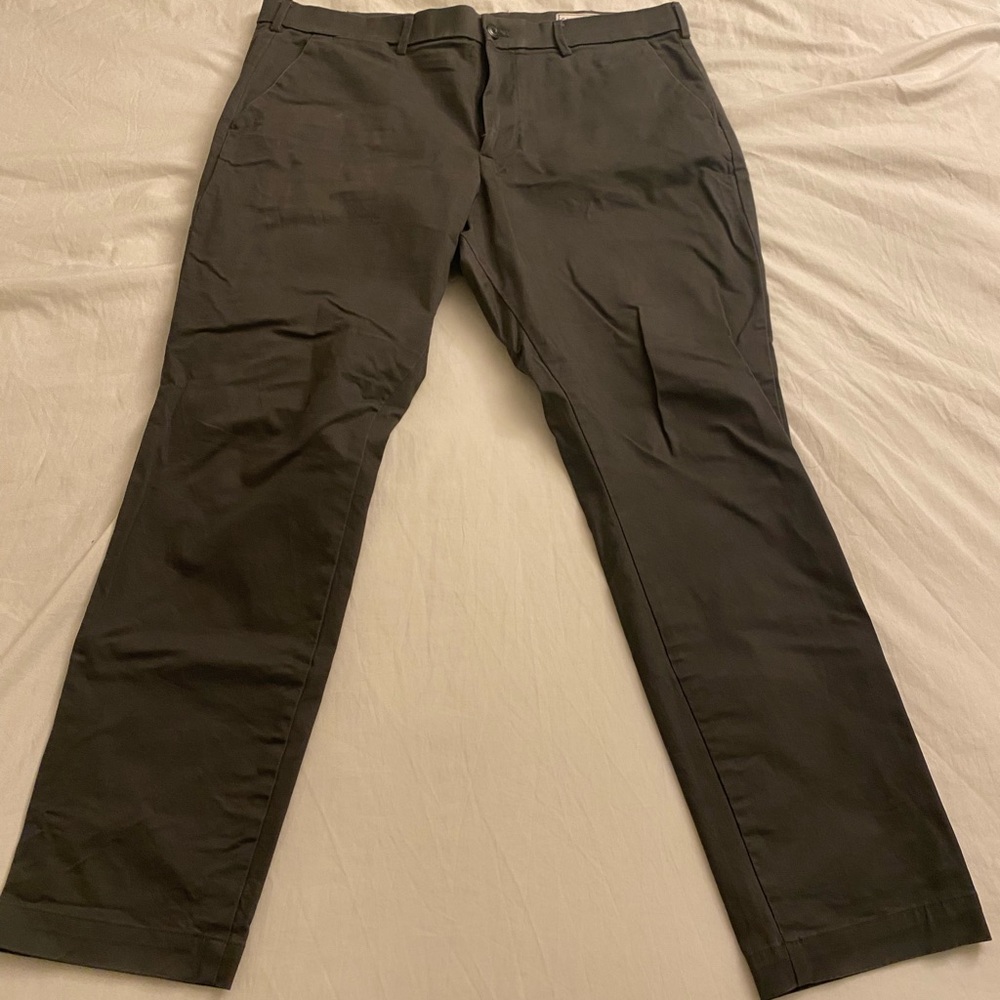Gap chinos.